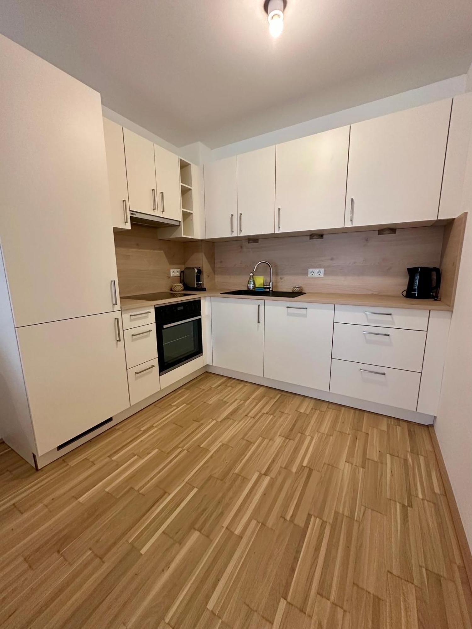 Coho City Apartments Mit Hauseigener Tiefgarage Wien Ngoại thất bức ảnh